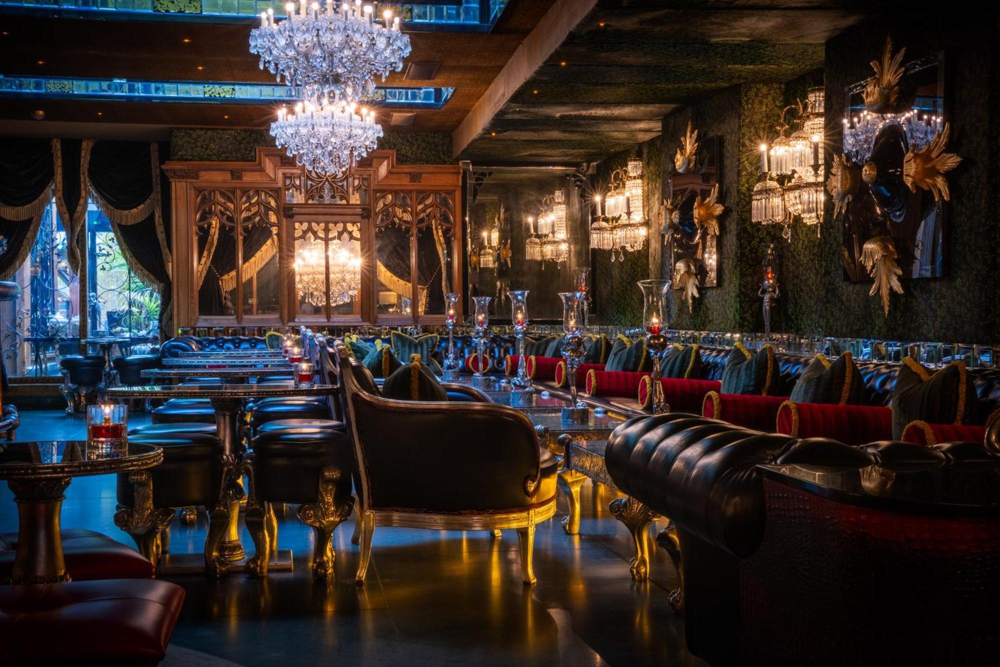Hotel Crazy Bear Beaconsfield Exteriér fotografie Interior of the restaurant