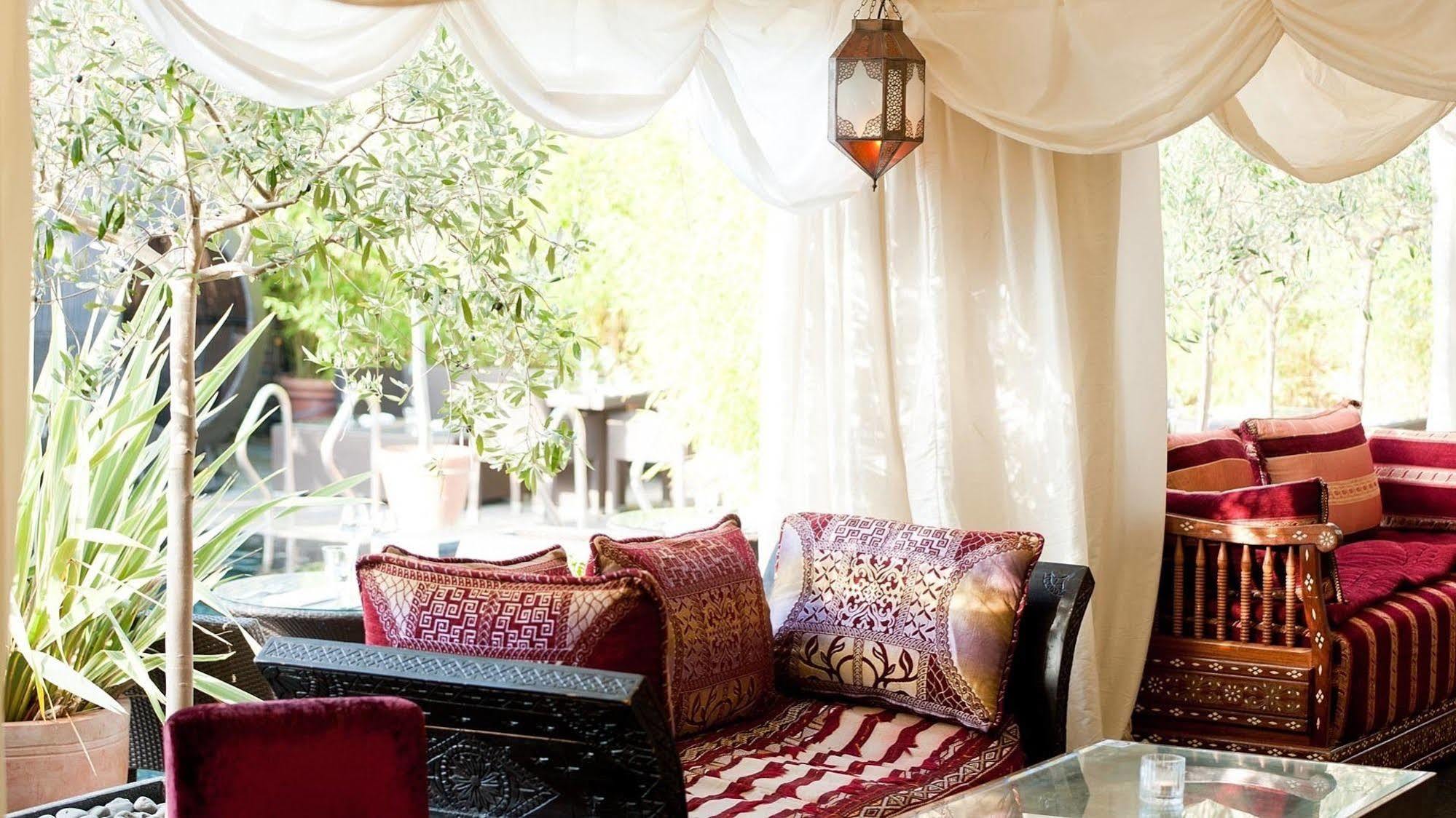 Hotel Crazy Bear Beaconsfield Exteriér fotografie A Moroccan interior